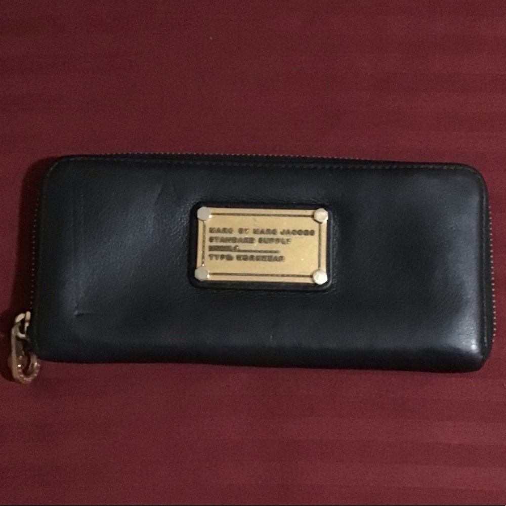 Mark By Mark Jacobs Authentic Leather Wallet